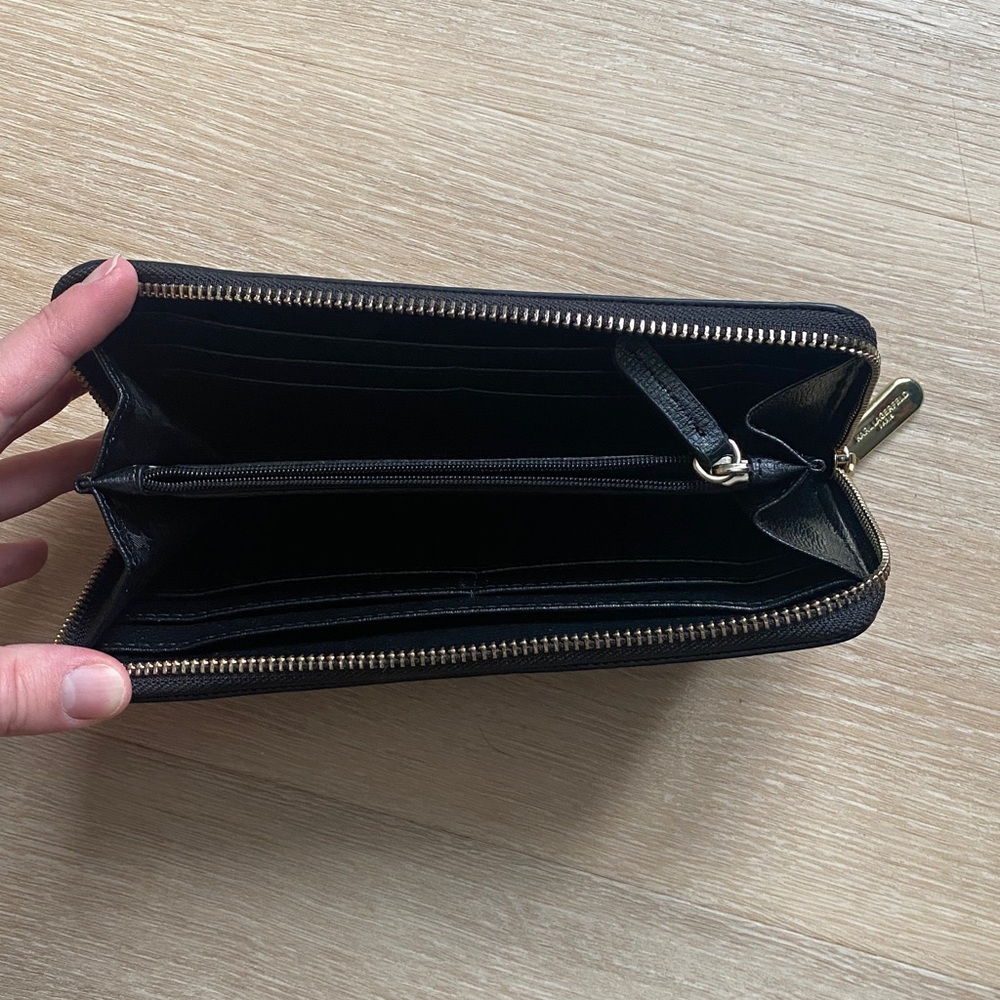 NWOT Karl Lagerfeld wallet - Picture 2 of 3